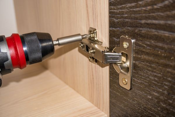 Cabinet Hinge Replacement in Texarkana