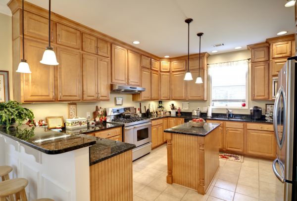 Maple Kitchen Cabinet Repair in Texarkana